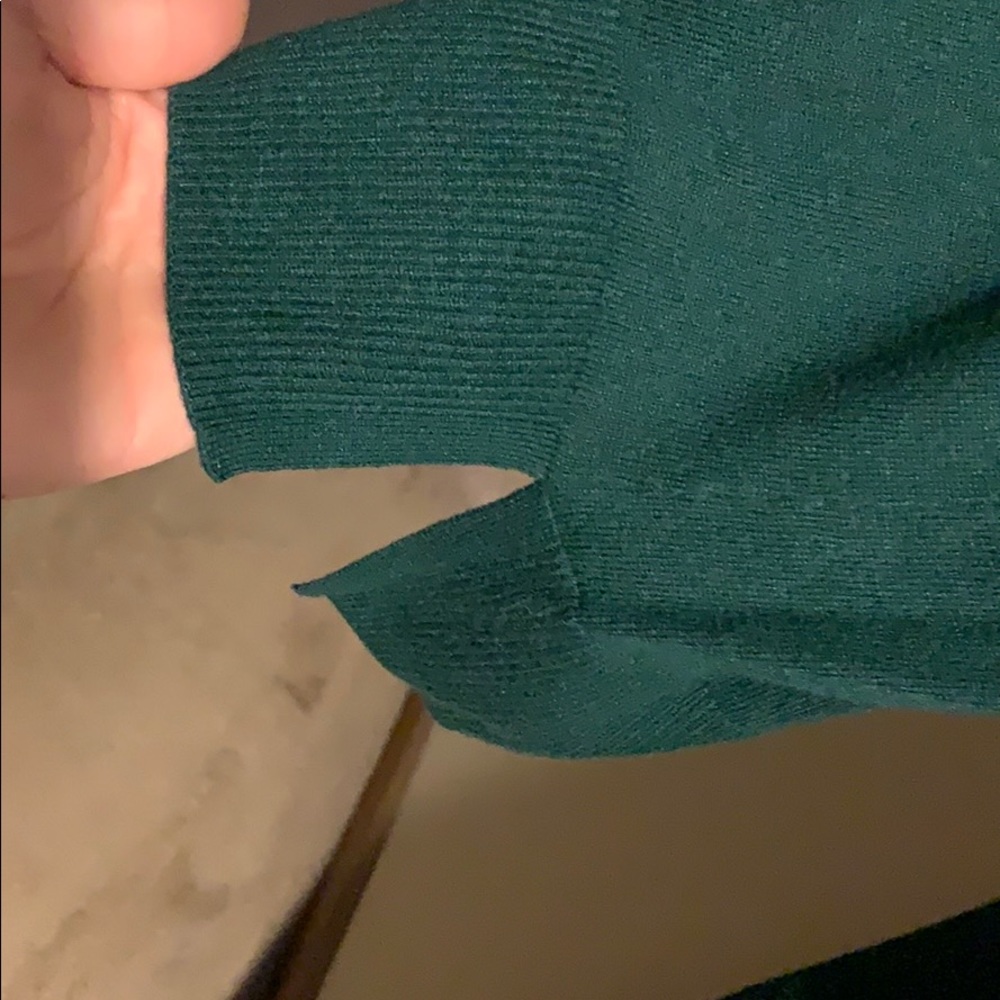 Sweater - Picture 4 of 4